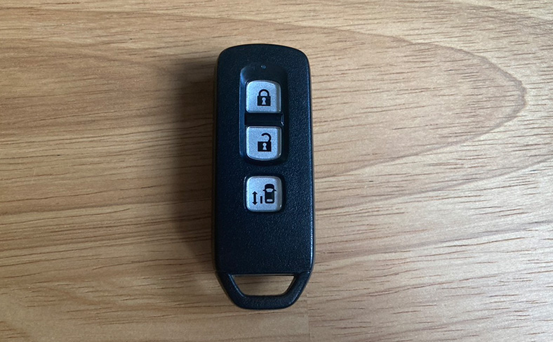 スペアキーで開ける