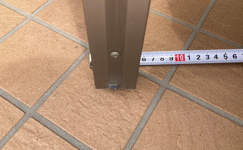 ドアの厚さお確認する