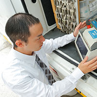 車の鍵を紛失したら？費用の抑え方やその場で鍵を作る方法をご紹介