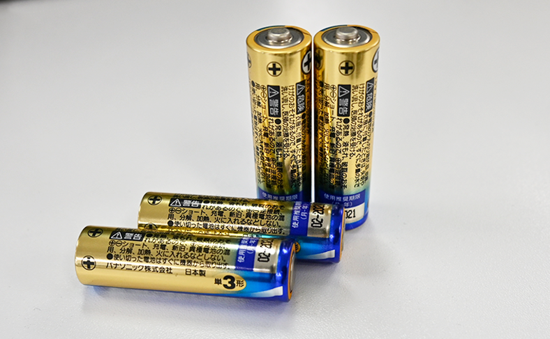 電池を交換する