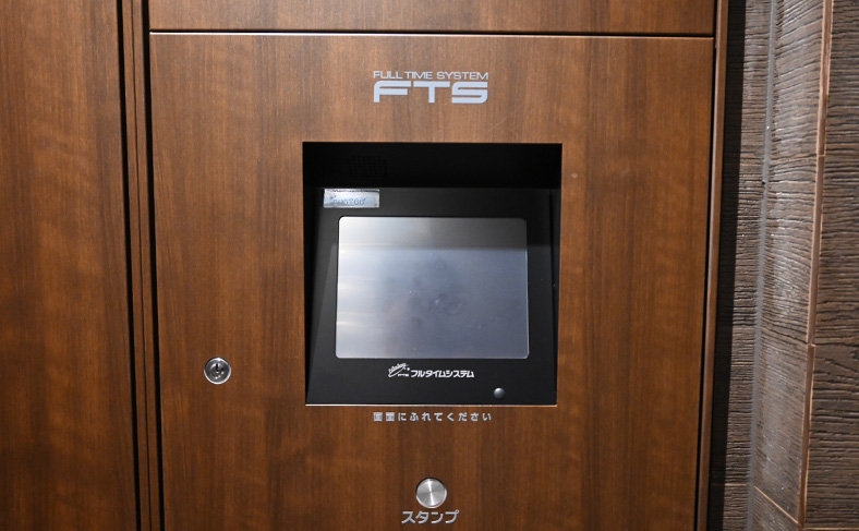 宅配ボックスの種類と開け方の基本