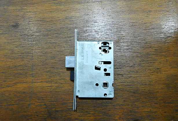 錠ケースの交換が必要な場合 