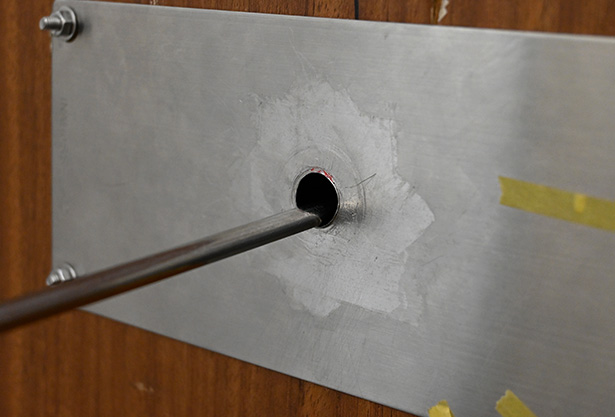 サムターン回しで開ける