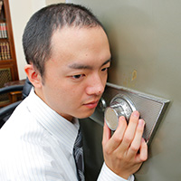 ダイヤル式金庫の開け方6選！簡単に安く開ける方法もご紹介