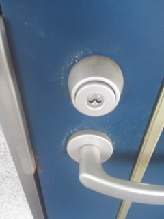 一般的な開錠作業ではオープナーが必須