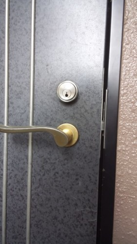 鍵の悪用を防ぐための交換作業（鶯の森）