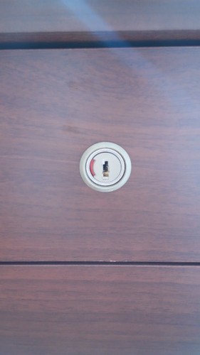 メーカーはオカムラです（堺市堺区）