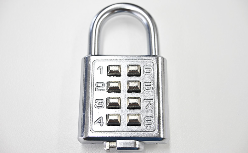 ボタン式南京錠の開け方